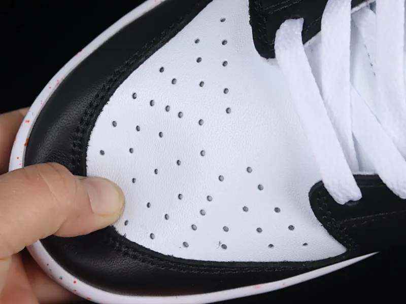 All Categories Nk SB Dunk Series Nk SB Dunk Low Low-top sneakers Cost-effective version Nk Dunk Low "Lunar New Year" SB low-top casual sneakers FD4623-131